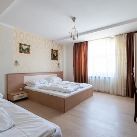 Faraway Aparthotel Near Vienna Airport With Anytime Self Check In Bruck an der Leitha Exterior photo