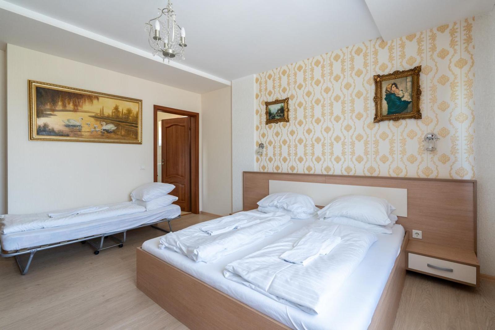 Faraway Aparthotel Near Vienna Airport With Anytime Self Check In Bruck an der Leitha Room photo