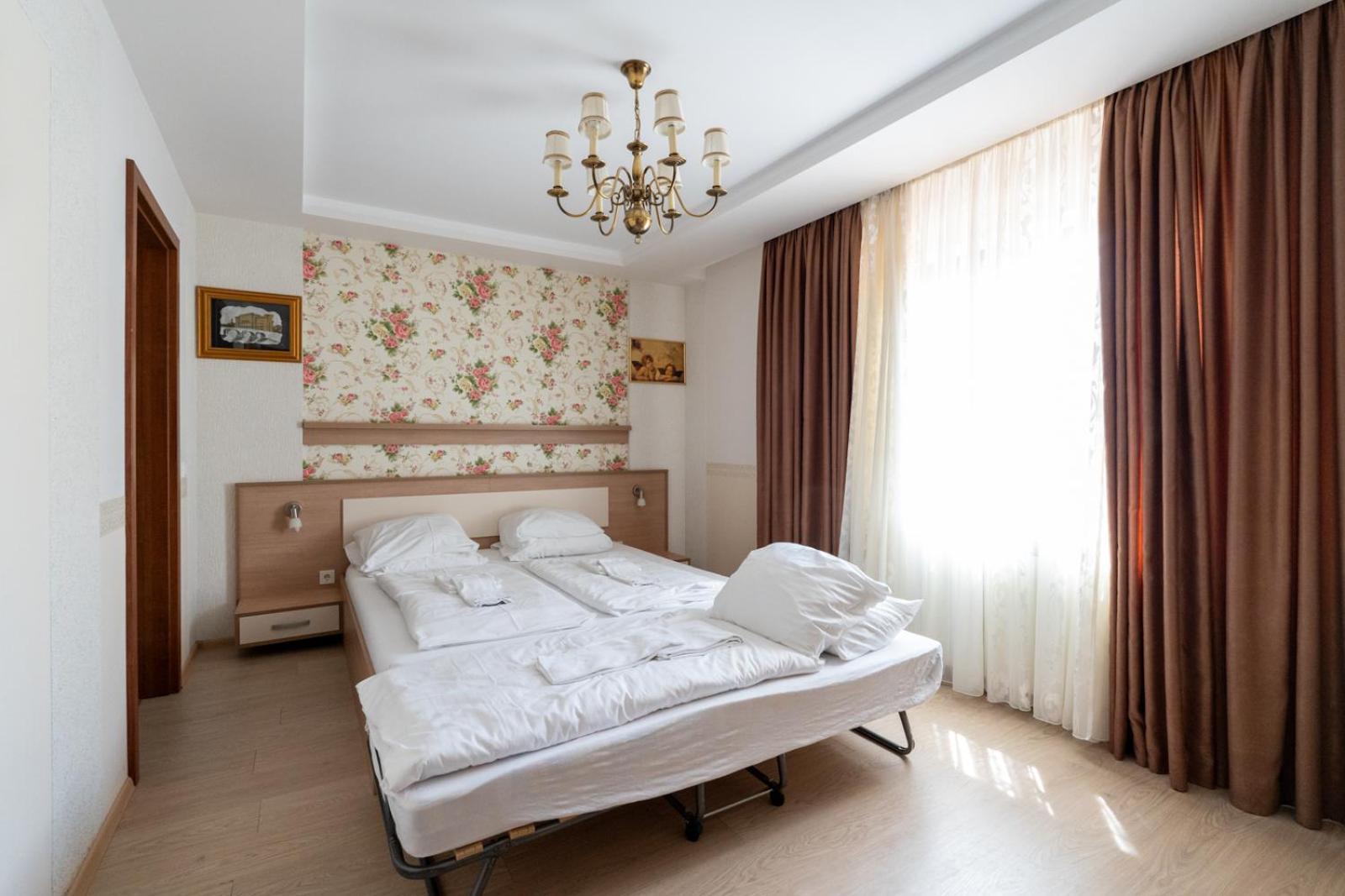 Faraway Aparthotel Near Vienna Airport With Anytime Self Check In Bruck an der Leitha Room photo