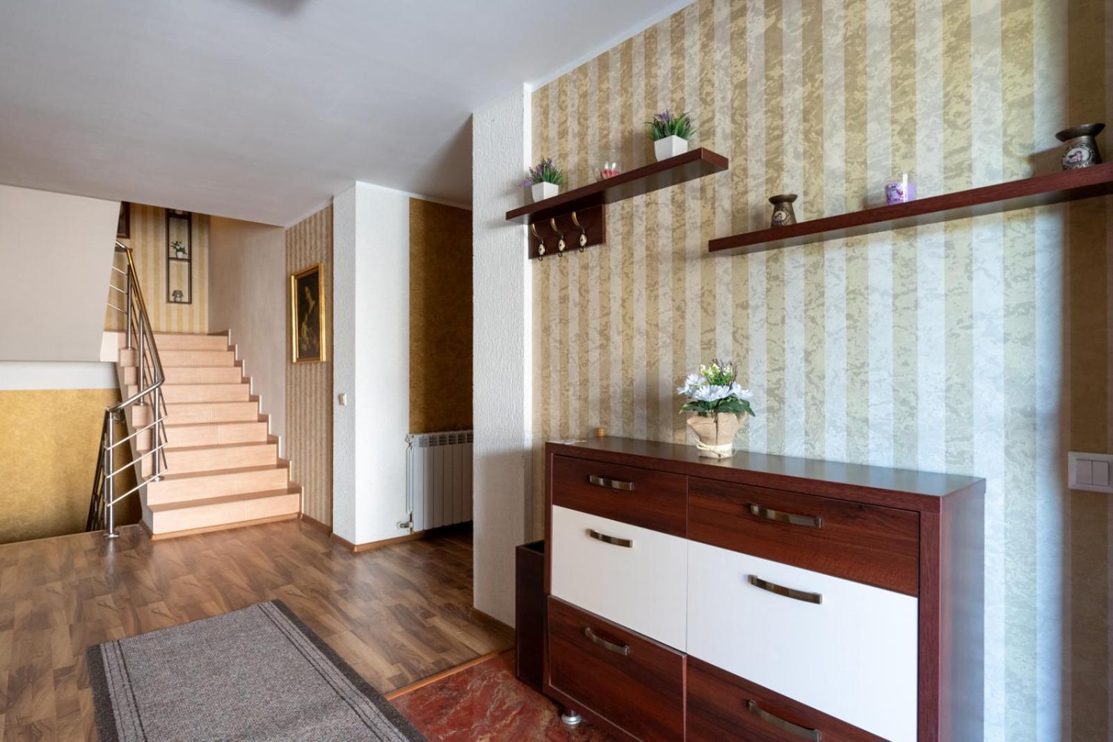 Faraway Aparthotel Near Vienna Airport With Anytime Self Check In Bruck an der Leitha Exterior photo