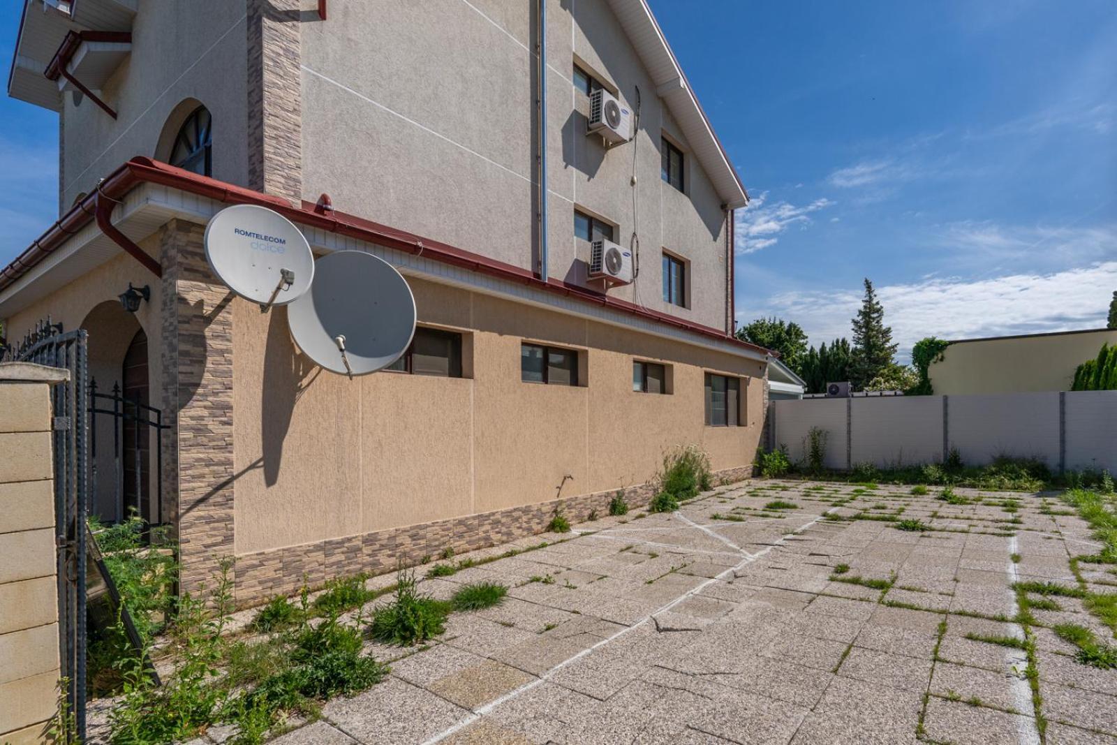 Faraway Aparthotel Near Vienna Airport With Anytime Self Check In Bruck an der Leitha Exterior photo