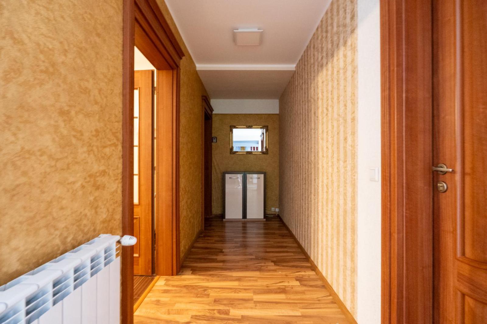 Faraway Aparthotel Near Vienna Airport With Anytime Self Check In Bruck an der Leitha Exterior photo